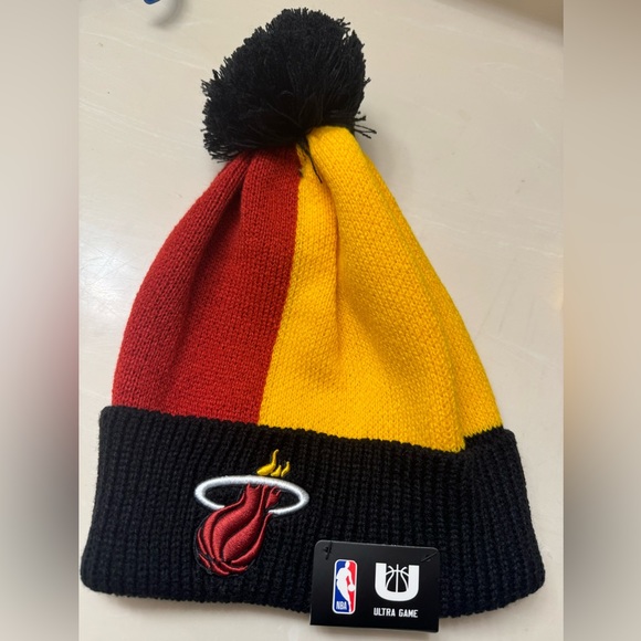Miami Heat Pom Beanie - Picture 2 of 10